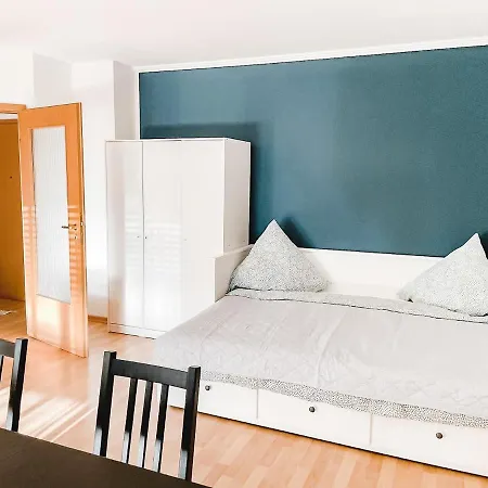 Apartmán Schoene Wohnung, Eigene Terrasse, Privater Parkplatz, Wi-fi, Waschmaschine, 3p Chemnitz (Saská Kamenice)